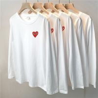 ❦✈✌Rei Kawakubo CDG PLAY เสื้อสเวตเตอร์แขนยาวผ้าฝ้ายสีขาว,เสื้อเชิ๊ตผู้ชายและเสื้อผู้หญิงคอกลม