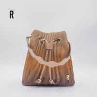 REPLEAT-Bucket bag Medium 2022 กระเป๋าสะพาย กระเป๋าทรงถังผ้าอัดจีบ กระเป๋าผู้หญิง