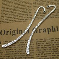 20pcs Metal Students Stationery Hook Gift School Tibetan Silver Bookmark Office DIY Decorations Paper Clips Vintage Label