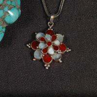 Handmade 925 Silver Nepalese Flower Pendant Necklace Bohemia Pendant Necklace Silver Tibetan Pendant