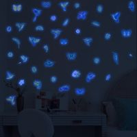 ZZOOI Hummingbird Butterfly Luminous Stickers Modern Home Decor Glow In The Dark Stickers Kids Rooms Fluorescent Cartoon Wall Decals