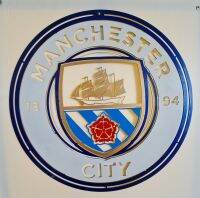 โลโก้ Manchester City เหล็กตัดเลเซอร์ขนาด 50 * 50 cm เหล็กหนา 3 มิล น้ำหนัก 3.5 กิโลกรัม แบบแขวนทำสีเหมือนจริง สี 2K สีพ่นรถยนต์ภายนอกขั้นตอนการทำเหมือนทำสีรถยนต์ภายนอกทุกขั้นตอน สวยงาม เงาทนไม่เสียรูป ติดตั้งได้ทั้งภายนอกภายในอาคารบ้านเรือน สวยคงทน