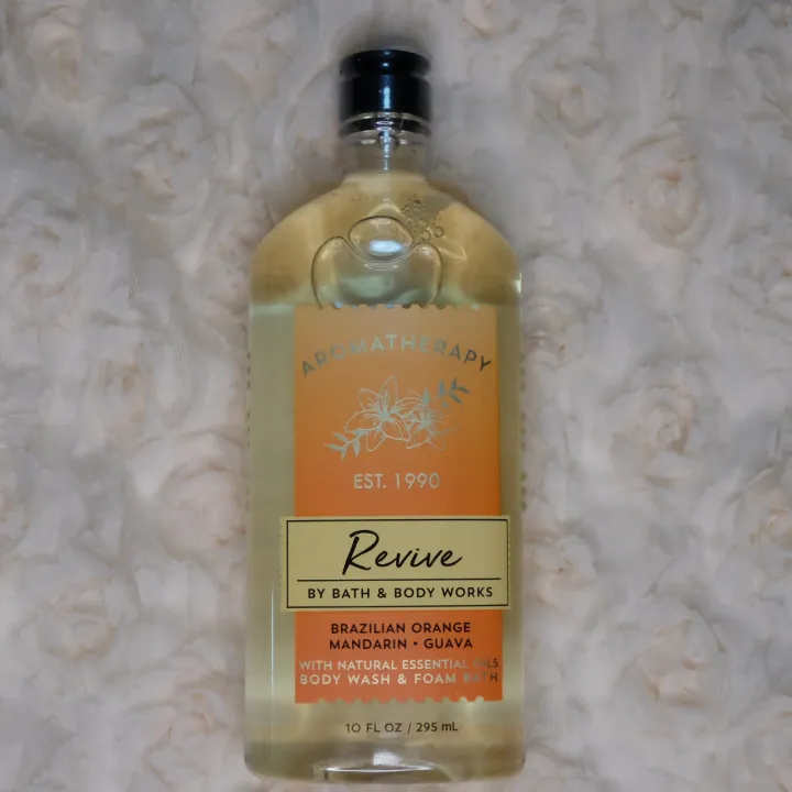 Bath & Body Works Aromatherapy Revive Brazilian Orange Mandarin + Guava