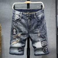 CODluba03411 Summer Ripped Jeans Men Korean Version Slim-Fit Five-Point Pants Trendy All-Match Straight夏季破洞牛仔裤男士韩版修身五分裤潮流百搭直筒短裤男休闲马裤男Summer ripped jeans lelaki Korea slim Capri trend versatile straight shorts lelaki breeches casual lelaki