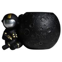 Desk Astronaut Pen Holder Figurine Interior Decoration Bookshelf Office Astronaut Statue