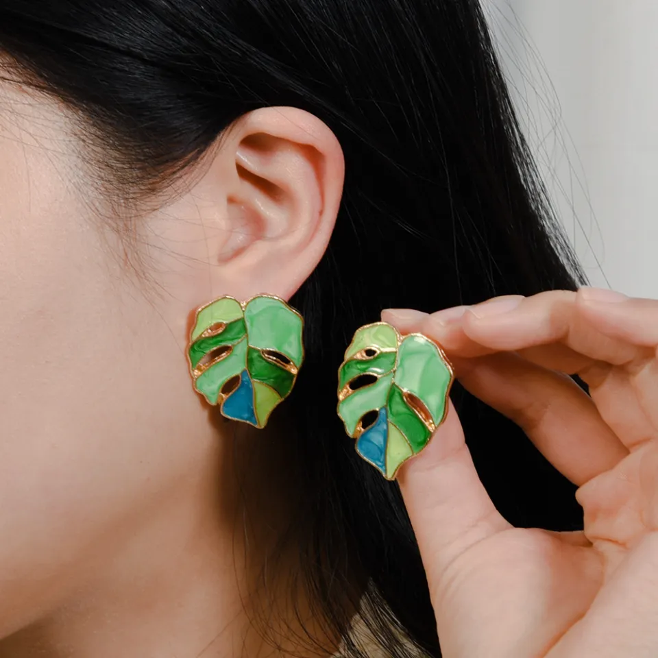 Wholesale deals statement earrings