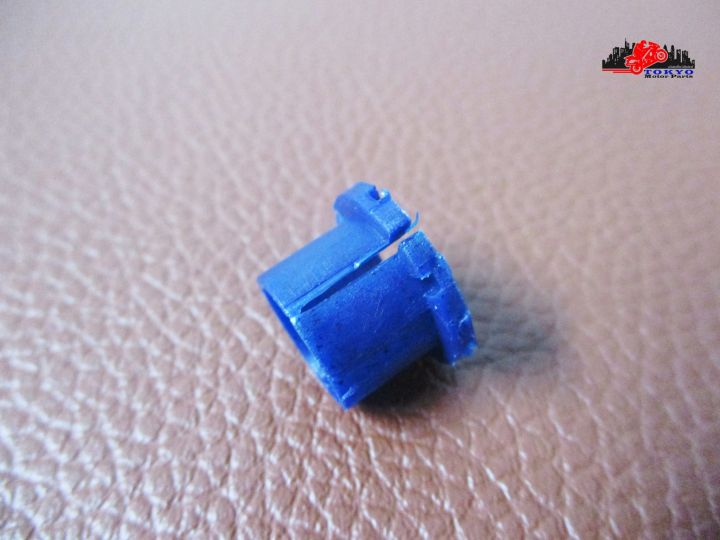 toyota-corolla-ae100-camry-vios-auto-gear-bushing-88-blue-บูชคันเกียร์-ตัวผ่า-สีน้ำเงิน-เกียร์ออโต้-1-ตัว-สินค้าคุณภาพดี