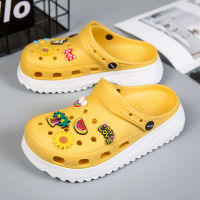 Hot Sale Cute Cartoon Women Sandals Casual Thick Sole Garden Shoe Women Clogs Fashion Yellow Summer Platform Sandal Women Slides