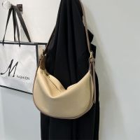 【Hot Sale】 womens hot style 2023 new Korean version fashion niche dumpling bag casual all-match soft side shoulder Messenger