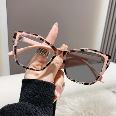 Photochromic Anti-radiation Fashion Glasses Retro Cat Eye Woman Eyewear Frame Anti Blue Light Eyeglasses outdoor Shade For Men Women Sunglasses