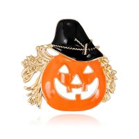 CINDY XIANG New Halloween Pumpkin Brooches For Women Gold Metal Crystal Enamel Hollow Expression Pin Plant Brooch Party Jewelry