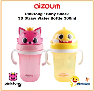 Zak Designs Baby Shark Kids Water Bottle with Straw and Built in Carrying  Loo