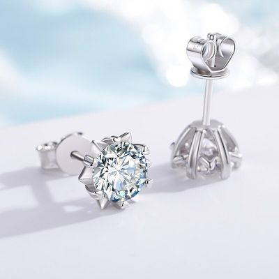 NeeTim Real 0.5 Carat D Color Moissanite Stud Earrings For Women Top Quality 100% 925 Sterling Silver Sparkling Wedding Jewelry