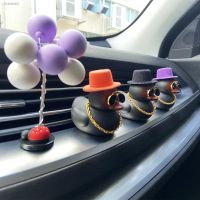 ☎ Car Accessories Car Interior Decoration Yellow Duck with Helmet for Bike Motor New York Hat Duck In The Car Gentleman Cap Gift