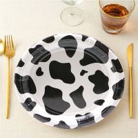 【JIU YU】✟❃✵  Farm Cow Print Paper Plates Decoração de aniversário Party Supplies Baby Shower Talheres descartáveis Tema 10pcs Pacote