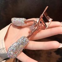 Diamond-Encrusted Eyelash Curler Sparkling Handle Eyelash With Diamond Curling Eyelashes Makeup Tool อุปกรณ์เสริมความงาม