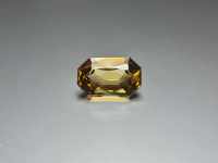 พลอยซิทริน(Citrine) ทรงสี่เหลี่ยม หนัก 4.72 กะรัต ขนาด 7x6x12 mm. พลอยแท้ 100% เนื้อดี ราคาถูก