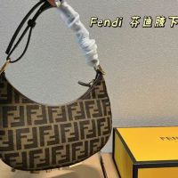 2022 new product show style Fend.iˉhalf-moon underarm hand bag crescent moon bag bottom metal logo womens bag