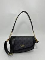 กระเป๋าสะพายข้าง Guess 8.5 นิ้ว