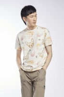 ESP เสื้อทีเชิ้ตลายเฟรนช์ชี่ ผู้ชาย สีเบจ | Frenchie Print Tee Shirt | 03806