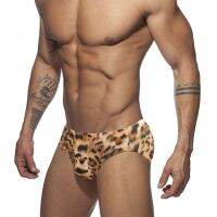 New Tiger Print Swim Trunks European Fashion Low Waist Men With Push Bikinis Beach Dry