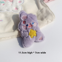 ?【Lowest price】YUE ตุ๊กตากระต่ายยัดนุ่นรูปตัวการ์ตูนน่ารักกระเป๋าพวงกุญแจของประดับตกแต่งกระเป๋าพวงกุญแจกระเป๋าเป้สะพายหลังของตกแต่งของเล่นตุ๊กตาที่มีเสน่ห์