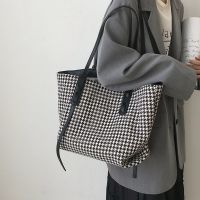 [COD] Houndstooth tote bag female 2020 autumn and winter new trendy net red large-capacity shoulder college students class shopping