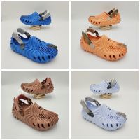 รองเท้าลำลองแฟชั่น สไตล์ Salehe Bembury x Crocs Pollex Clog