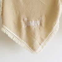 ชื่อที่กำหนดเอง Muslin Swaddle Fringe ผ้าฝ้ายผ้าห่มเด็ก Baby Shower ของขวัญชื่อส่วนบุคคลปักผ้าห่มเด็กผ้าปูที่นอนที่กำหนดเอง