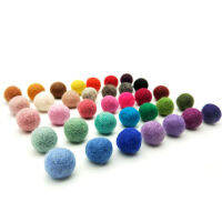 100% ขนสัตว์ Felt Balls 1.5 ซม.รอบลูกขนสัตว์ Pompoms DIY ทำด้วยมือเย็บหัตถกรรมสำหรับ Home Girls Room งานแต่งงาน Decor ไม่มีโฟม 10 pcs-qlcaee181