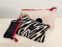 KIPLING SHOP ของแท้เบลเยี่ยม กระเป๋าถือ KIPLING IAKA Zebra Block