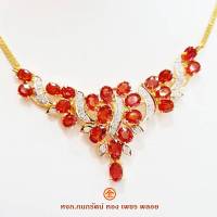 สร้อยคอพลอย สังวาลย์พลอยพัดพารัดชา (Padparadscha) งานดีไซน์ใส่คู่ชุดไทย พลอยน้ำหนักรวม 13.5 กะรัต สายสร้อยเป็นทองคำแท้ 96.5%