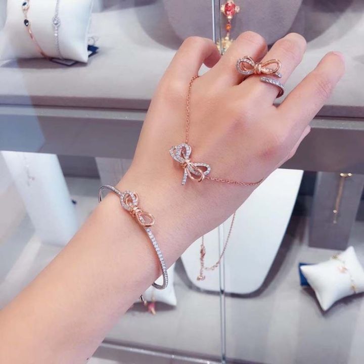 100-swarovskiของแท้swarovskiแท้-swarovski-กำไลข้อมือ-swarovski-กำไล-สวารอฟส-ของแท้-100-สร้อยข้อมือผู้หญิง-สร้อยข้อมือแฟชั่น-ของขวัญวาเลนไ