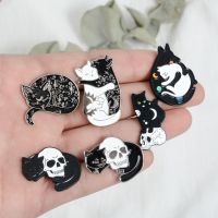 【DT】hot！ Witch Pins and Yin Yang Star Hugging Sleeping Brooch Witchcraft Jewelry Lapel pins