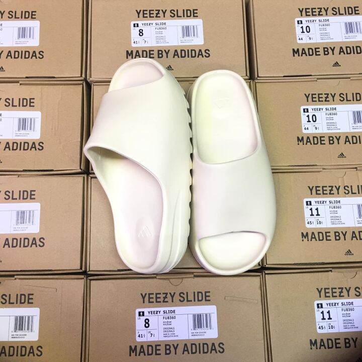 yeezy slides men 10