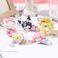 Hi Toy Sanrio 5ชิ้น/เซ็ตนอนรูปลูกสุนัขของฉันภาพอนิเมะเคสโทรศัพท์เค้ก DIY วัสดุตกแต่ง Cinnamoroll Pachacco ของเล่นตุ๊กตาน่ารัก Kuromi