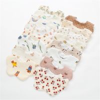 【DT】hot！ Soft Cotton Gauze Print Baby Bibs Newborn Infant Boy Bandana Scarf Feeding Saliva Burp