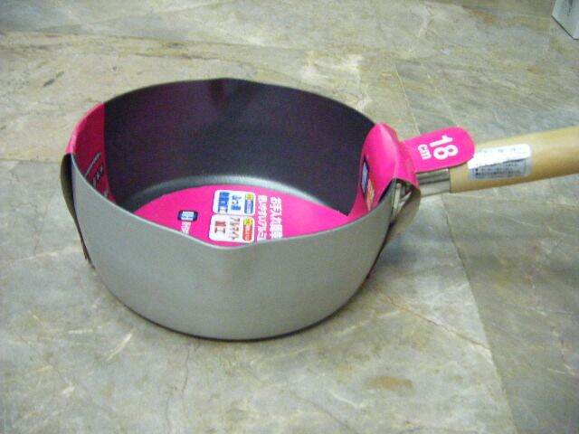 หม้ออลูมิเนียม-non-stick-fluorided-resin-ญี่ปุ่น-ยูคิฮิระ-ด้ามไม้ดี-18-ซม-ih-แบรนด์-pearl-life