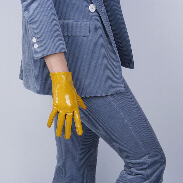 ถุงมือยางยาว-shine-leather-faux-patent-pu-28-70cm-opera-mustard-yellow