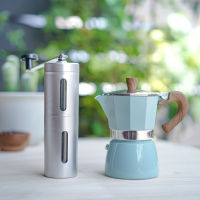 (สีฟ้า) ชุดหม้อต้มกาแฟสด มอคค่าพอท moka pot 3cup+ เครื่องบดเมล็ดกาแฟ มือหมุน