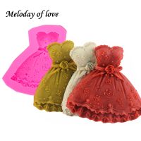 3D beautiful wedding skirt silicone mold girl Dress soap moulds DIY fondant baking cake decorating tools T0011 Bread Cake  Cookie Accessories