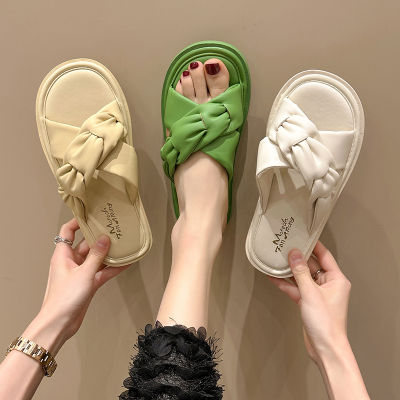 Kslm รองเท้าแตะนุ่มส้นเตี้ยสำหรับผู้หญิง,ฉบับภาษาเกาหลี2023แบนด้านล่างอัดพลีทแฟชั่นลำลองสำหรับใส่ในฤดูร้อน