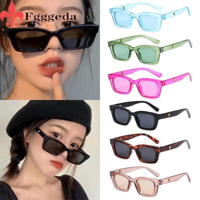 ENDDIIYU สไตล์อินเทรนด์ ป้องกัน UV400 แว่นตาไดร์เวอร์ แว่นกันแดดสำหรับผู้หญิง แว่นสายตาผู้หญิง แว่นกันแดดทรงสี่เหลี่ยมผืนผ้า แว่นกันแดดย้อนยุค