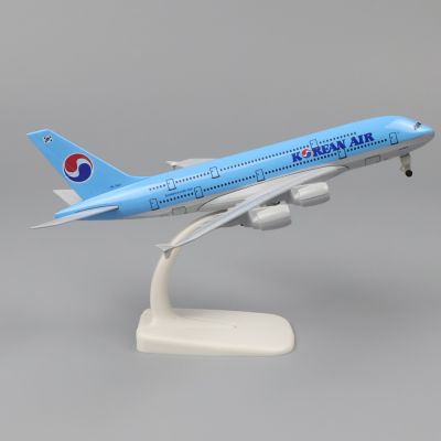 เครื่องบินโลหะเครื่องบินโดยสาร20ซม. 1:400ของสะสมตุ๊กตาคริสต์มาสกวางเรนเดียร์เด็กผู้ชายจำลองการบินจำลองโลหะ A380เกาหลี