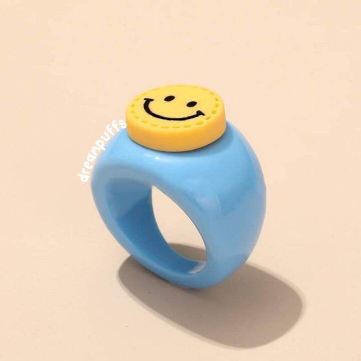 พร้อมส่ง-smiley-ring-แหวนเรซิ่นหน้ายิ้มมีให้เลือก-10-สี