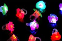 Clothing mother and baby 10ชิ้น/ล็อตเด็กน่ารักไฟ LED ขึ้นกระพริบ Finger Rings GLOW PARTY โปรดปราน