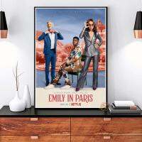 Emily In Paris ตกแต่งผนังโปสเตอร์ผ้าใบศิลปะผ้าไหมพิมพ์สำหรับคาเฟ่หอพักห้องเด็กหญิง69F ของตกแต่งบ้าน0726