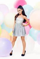 โปสเตอร์ Ariana Grande อารีอานา กรานเด Poster รูปภาพขนาดใหญ่ ตกแต่งผนัง ของแต่งบ้าน ของแต่งห้อง โปสเตอร์ติดผนัง ของสะสม โปสเตอร์ติดห้อง 77poster