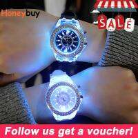 [ซื้อ1แถม1] เจนีวา2ชิ้น/เซ็ตขายดี GENEVA Luxury LED Luminous Big Dial นาฬิกาคู่แฟชั่นผู้หญิงของขวัญนาฬิกา