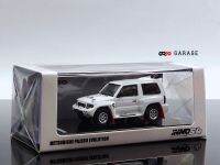 Mitsubishi Pajero Evolution White (INNO1/64)